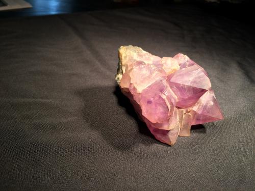 Quartz<br />Wilkes County, Georgia, USA<br />65 mm x 65 mm x 65 mm<br /> (Author: Robert Seitz)