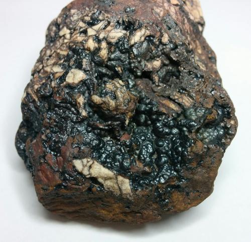 Goethita<br />Rocigalgo Peak, Los Navalucillos, Comarca La Jara, Toledo, Castilla-La Mancha, Spain<br />4,5 x 5 cm<br /> (Autor: FranHB)