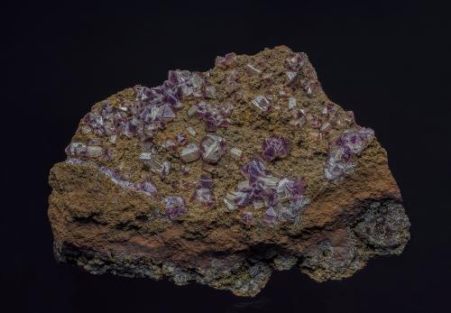 Adamite (variety manganoan)<br />Ojuela Mine, Mapimí, Municipio Mapimí, Durango, Mexico<br />7.0 x 4.9 cm<br /> (Author: am mizunaka)