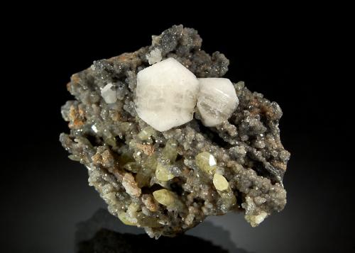 Aragonite<br />Tsumeb Mine, Tsumeb, Otjikoto Region, Namibia<br />3.8 x 4.6 cm.<br /> (Author: crosstimber)