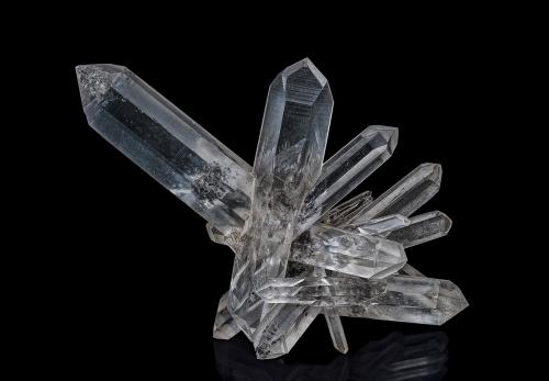 Quartz<br />Distrito Jinkouhe, Prefectura Leshan, Provincia Sichuan, China<br />16.8 x 11 cm<br /> (Author: am mizunaka)