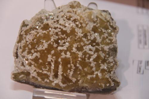 Dolomite on Fluorite<br />Moscona Mine, El Llano, Solís, Corvera de Asturias, Comarca Avilés, Principality of Asturias (Asturias), Spain<br />13 x 15 x 5 cm<br /> (Author: Firmo Espinar)