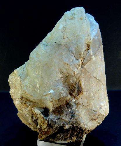 Calcita<br />Mina Porvenir Oscuro, Umbría de Paño Pico, Guarromán, Comarca Sierra Morena, Jaén, Andalucía, España<br />8 x 6 x 5 cm.<br /> (Autor: Felipe Abolafia)