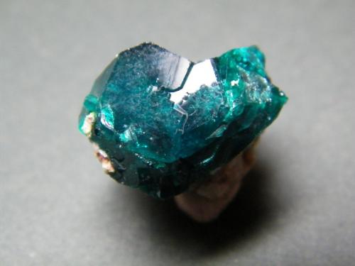 Dioptase<br />Tsumeb Mine, Tsumeb, Otjikoto Region, Namibia<br />20mm x 14mm x 20mm<br /> (Author: Heimo Hellwig)