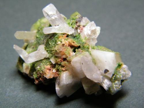 Calcite and Duftite<br />Mina Tsumeb, Tsumeb, Región Otjikoto, Namibia<br />36mm x 20mm x 14mm<br /> (Author: Heimo Hellwig)