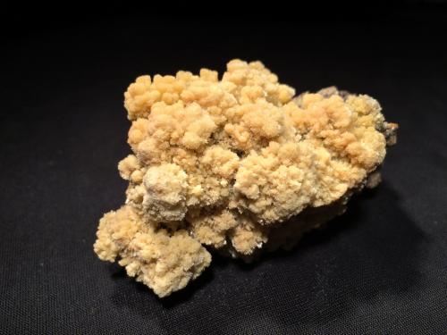 Mimetite<br />Ojuela Mine, Mapimí, Municipio Mapimí, Durango, Mexico<br />92 mm x 55 mm x 52 mm<br /> (Author: Robert Seitz)