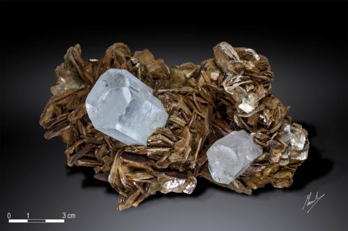 Beryl (variety aquamarine)<br />Nagar, Hunza Valley, Nagar District, Gilgit-Baltistan (Northern Areas), Pakistan<br />145 x 103 mm<br /> (Author: Manuel Mesa)