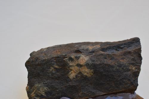 Cianita pseudomórfica de Andalucita<br />Trevélez, Comarca Alpujarra Granadina, Granada, Andalusia, Spain<br />9 x 4 x 2,5 cm<br /> (Autor: Antonio Alcaide)