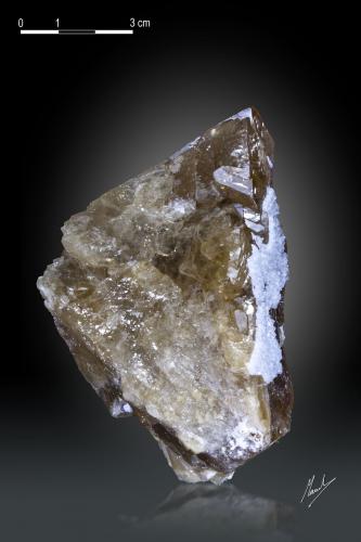 Scheelite<br />Pingwu Mine, Huya township, Mount Xuebaoding, Pingwu, Mianyang Prefecture, Sichuan Province, China<br />99 x 62 mm<br /> (Author: Manuel Mesa)