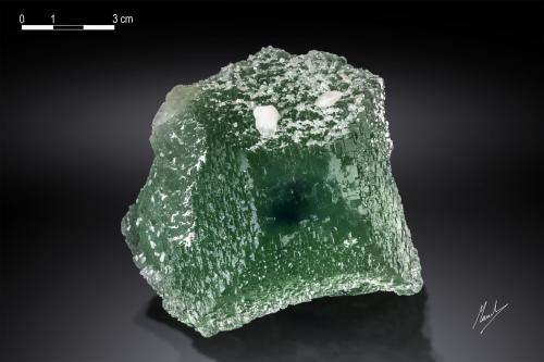Fluorite and Calcite<br />Manaoshan Mine, Dongpo, Yizhang District, Chenzhou Prefecture, Hunan Province, China<br />70 x 66 mm<br /> (Author: Manuel Mesa)