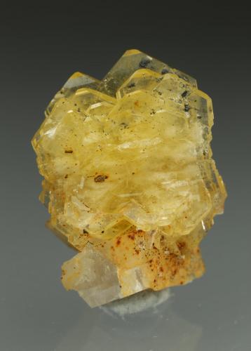 Barite, Calcite<br />La Marina Mine, Municipio Pauna, Western Emerald Belt, Boyacá Department, Colombia<br />14x21x12mm<br /> (Author: Fiebre Verde)