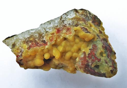 Quartz (variety chalcedony)<br />Cantera Penlee, Mousehole, Municipio Penzance, Cornwall, Inglaterra / Reino Unido<br />6x4.5cm<br /> (Author: markbeckett)