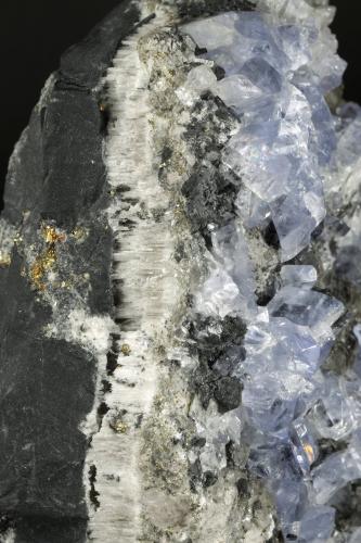 Dolomite, Calcite, Pyrite<br />Muzo mining district, Western Emerald Belt, Boyacá Department, Colombia<br />123x82x39mm<br /> (Author: Fiebre Verde)