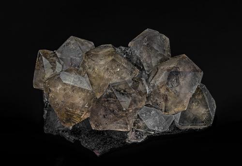 Quartz, Hematite<br />Florence Mine, Egremont, West Cumberland Iron Field, former Cumberland, Cumbria, England / United Kingdom<br />6.5 x 4.2 cm<br /> (Author: am mizunaka)