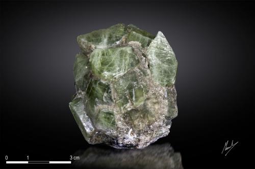 Forsterite<br />Sapat Gali (Suppat), Naran, Valle Kaghan, Distrito Mansehra, Jaiber Pastunjuá, Paquistán<br /><br /> (Author: Manuel Mesa)