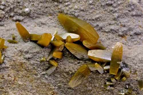 Wulfenite<br />Barranco del Humo Mines, Albuñuelas, Comarca Valle de Lecrín, Granada, Andalusia, Spain<br />FOV 12mm<br /> (Author: Carlos Pareja)