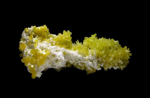 Pyromorphite<br />Mina San Andrés, Espiel, Comarca Valle del Guadiato, Córdoba, Andalucía, España<br />34x17x11mm<br /> (Author: Carlos Pareja)