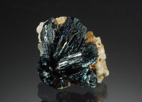 Hematite<br />Fellital (Felli Valley), Reuss Valley, Uri, Switzerland<br />1.8 x 1.8 cm<br /> (Author: crosstimber)