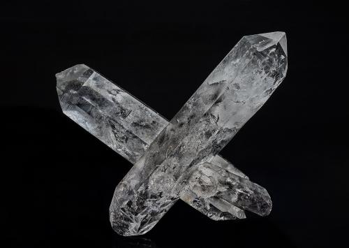 Quartz<br />Distrito Jinkouhe, Prefectura Leshan, Provincia Sichuan, China<br />15.5 x 16.8 cm<br /> (Author: am mizunaka)