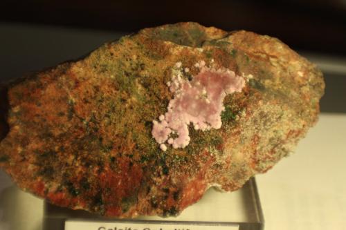 Calcite and Conichalcite.<br />Concesión La Cena del Depósito, Huércal-Overa, Comarca Levante Almeriense, Almería, Andalucía, España<br />10 cm x 6 cm x 4 cm<br /> (Author: franjungle)