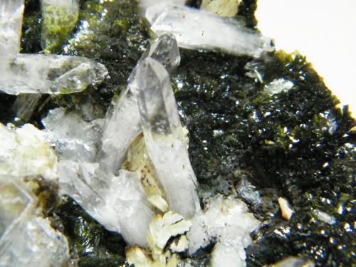 Quartz and Epidote<br />Goboboseb Mountains, Brandberg area, Erongo Region, Namibia<br />58mm x 78mm x 35mm<br /> (Author: Heimo Hellwig)