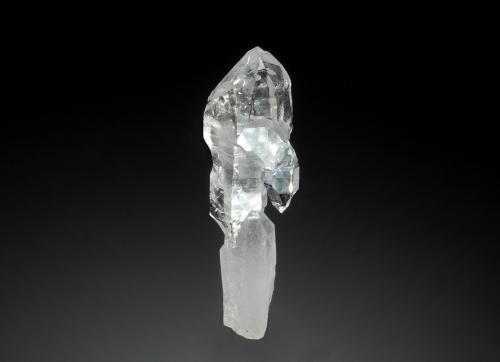 Quartz<br />Mina Liliana, Municipio Chihuahua, Chihuahua, México<br />0.9 x 2.2 cm<br /> (Author: crosstimber)