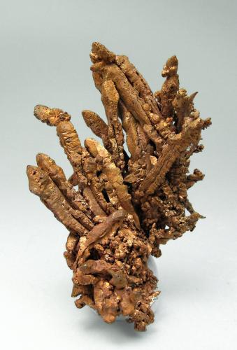 Copper<br />Mina Copper Queen, Queen Hill, Bisbee, Distrito Warren, Montes Mule, Condado Cochise, Arizona, USA<br />5.7 × 3.7 × 3 cm<br /> (Author: Jordi Fabre)