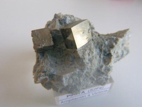 Pyrite<br />Ampliación a Victoria Mine, De Alcarama Range, Navajún, Comarca Cervera, La Rioja, Spain<br />50 mm x 33 mm x 45 mm<br /> (Author: franjungle)