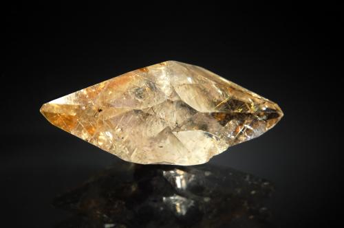 Calcite<br />Elmwood Mine, Carthage, Central Tennessee Ba-F-Pb-Zn District, Smith County, Tennessee, USA<br />1.5 x 3.5 cm<br /> (Author: crosstimber)