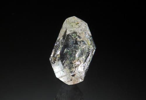 Quartz<br />Ornach, Distrito Khuzdar, Balochistan (Baluchistan), Paquistán<br />0.9 x 1.5 cm<br /> (Author: crosstimber)