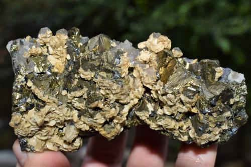 Chalcopyrite, Quartz, Calcite, Freibergite<br />Cavnic Mine, Cavnic mining area, Cavnic, Maramures, Romania<br /><br /> (Author: Deyu)