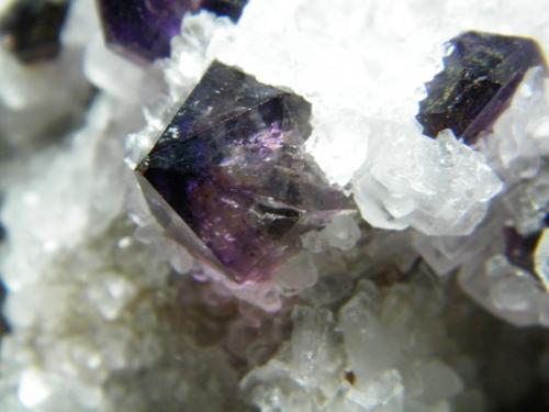 Quartz (variety amethyst) and Calcite<br />Brandberg area, Erongo Region, Namibia<br />148mm x 117mm x 80mm<br /> (Author: Heimo Hellwig)