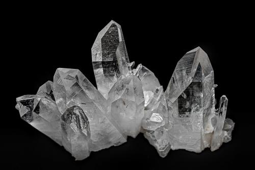 Quartz<br />Mount Ida, Condado Montgomery, Arkansas, USA<br />14.3 x 7.0 cm<br /> (Author: am mizunaka)