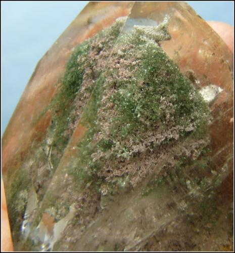 Quartz and Chlorite<br />Erongo Mountain, Usakos, Erongo Region, Namibia<br />90 x 46 x 32 mm<br /> (Author: Pierre Joubert)