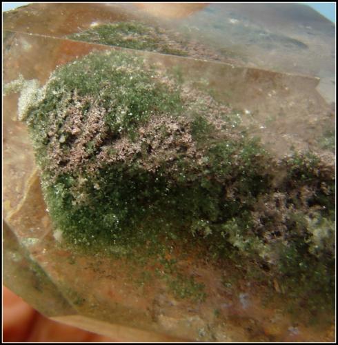 Quartz and Chlorite<br />Erongo Mountain, Usakos, Erongo Region, Namibia<br />90 x 46 x 32 mm<br /> (Author: Pierre Joubert)