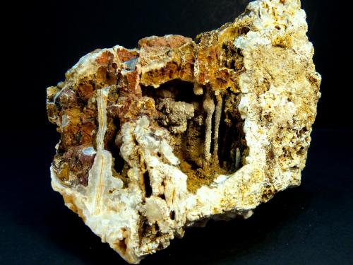 Celestina<br />Minerama II claim, Puente Tablas, Jaén city, Jaén, Comarca Metropolitana de Jaén, Andalusia, Spain<br />10 x 8 x 7 cm.<br /> (Autor: Felipe Abolafia)
