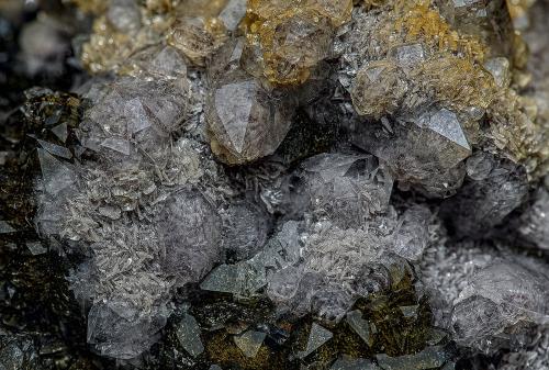 Quartz, Pyrite<br />Potosí Mine, level 10, Santo Domingo (Francisco Portillo), Santa Eulalia District, Municipio Aquiles Serdán, Chihuahua, Mexico<br /><br /> (Author: am mizunaka)