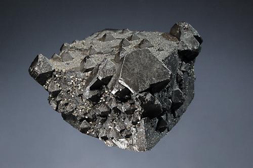 Galena<br />Ballard Mine, Baxter Springs, Picher Field, Tri-State District, Cherokee County, Kansas, USA<br />4.5 x 4.5 cm<br /> (Author: crosstimber)