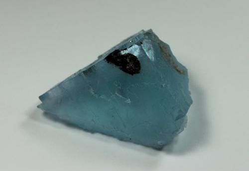 Fluorite, Bitumen<br />Minerva I Mine, Ozark-Mahoning group, Cave-in-Rock Sub-District, Hardin County, Illinois, USA<br />7 cm x 6.5 cm<br /> (Author: Don Lum)