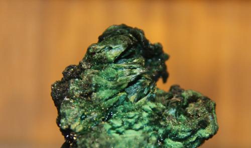 Malachite<br />Kiswishi, Lubumbashi (Elizabethville), Katanga Copper Crescent, Haut-Katanga (Shaba), Democratic Republic of the Congo (Zaire)<br />47 mm x 52 mm x 34 mm<br /> (Author: franjungle)