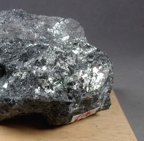 Altaita<br />Mattagami Lake Mine, Mattagami, Nord-du-Québec, Québec, Canada<br />7,3 x 6,8 x 4,3 cm.<br /> (Autor: J. G. Alcolea)