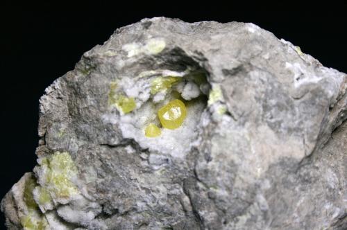 Azufre<br />Sulphur Mines, La Serrata, Lorca, Comarca Alto Guadalentín, Region of Murcia (Murcia), Spain<br />Cristal de 5 mm.<br /> (Autor: Antonio P. López)
