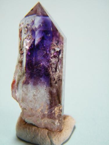 Quartz (variety amethyst)<br />Brandberg area, Erongo Region, Namibia<br />12mm x 31mm<br /> (Author: Heimo Hellwig)