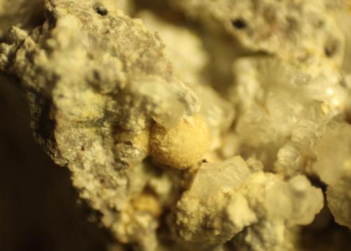 Ferrierite-Mg and Clinoptilolite-Ca<br />Los Escullos, Níjar, Comarca Metropolitana de Almería, Almería, Andalusia, Spain<br />FOV = 6 mm.<br /> (Author: franjungle)