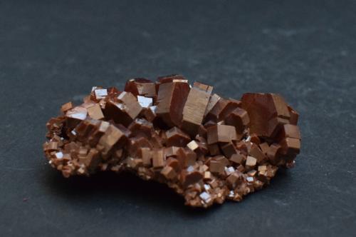 Vanadinita<br />Mibladen (Mibladen mining district), Midelt, Midelt Province, Drâa-Tafilalet Region, Morocco<br />5 x 3 x 1,5 cm<br /> (Autor: Antonio Alcaide)