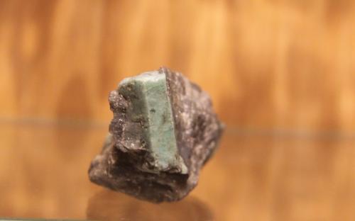 Beryl (variety emerald)<br />Carnaíba mining district, Campo Formoso ultramafic complex, Pindobaçu, Centro-Norte Baiano, Bahia, Northeast Region, Brazil<br />54 mm x 41 mm x 30 mm<br /> (Author: franjungle)