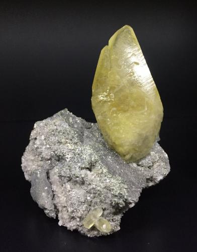 Calcite<br />Fletcher Mine, West Fork, Viburnum Trend District, Reynolds County, Missouri, USA<br />14.5 cm x 12 cm x 10 cm<br /> (Author: Turbo)