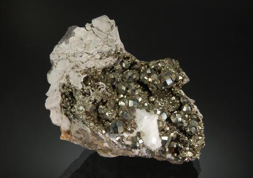Pyrite<br />Cantera C. E. Duff & Son, Huntsville, Logan County, Ohio, USA<br />3.0 x 4.6 x 6.2 cm<br /> (Author: crosstimber)