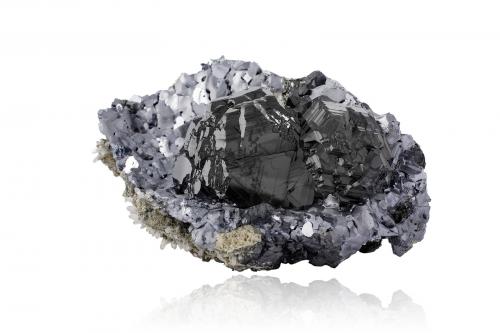 Sphalerite (variety marmatite)<br />Nikolaevski Mine, Dalnegorsk, Dalnegorsk Urban District, Primorsky Krai, Far-Eastern Region, Russia<br />15.0	x 8.5 x 9.0 cm<br /> (Author: MIM Museum)