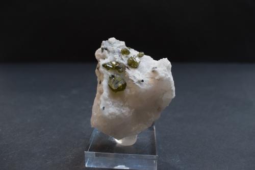 Esfalerita (variedad cléofana)<br />Mina Krushev dol, Zona minera Madan, Montes Rhodope, Smolyan Oblast, Bulgaria<br />6 x 5 x 4 cm<br /> (Autor: Antonio Alcaide)